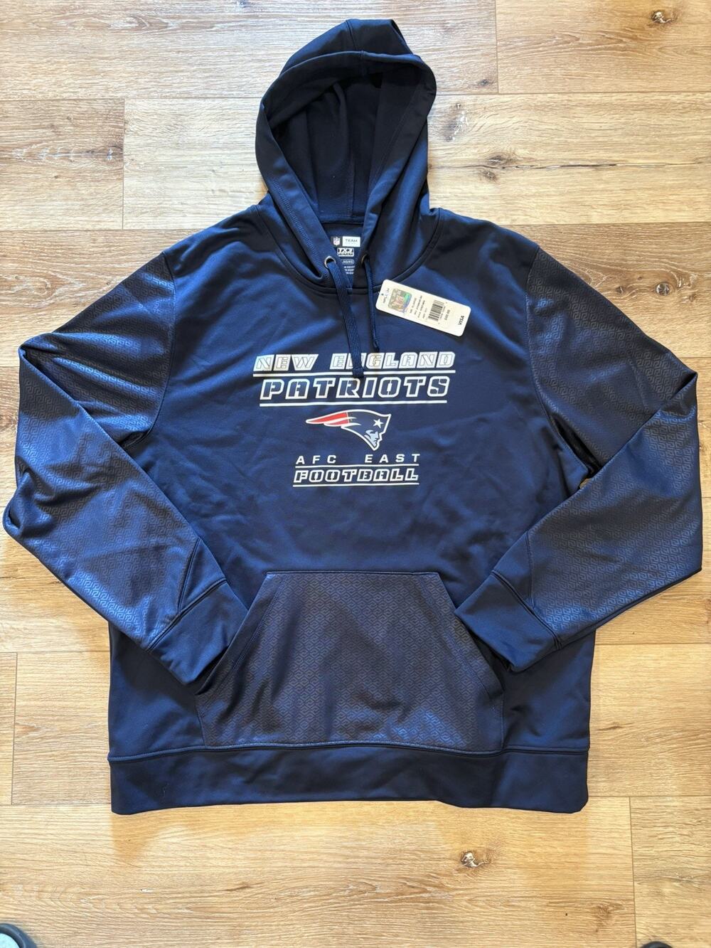 NFL New England Patriots Hoodie- Men's XL Pullover Football Team Apparel
